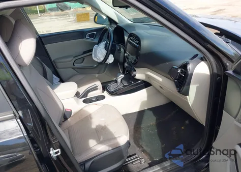 2021 Kia Soul Ex z USA, uszkodzony, nr VIN KNDJ33AU0M7767343